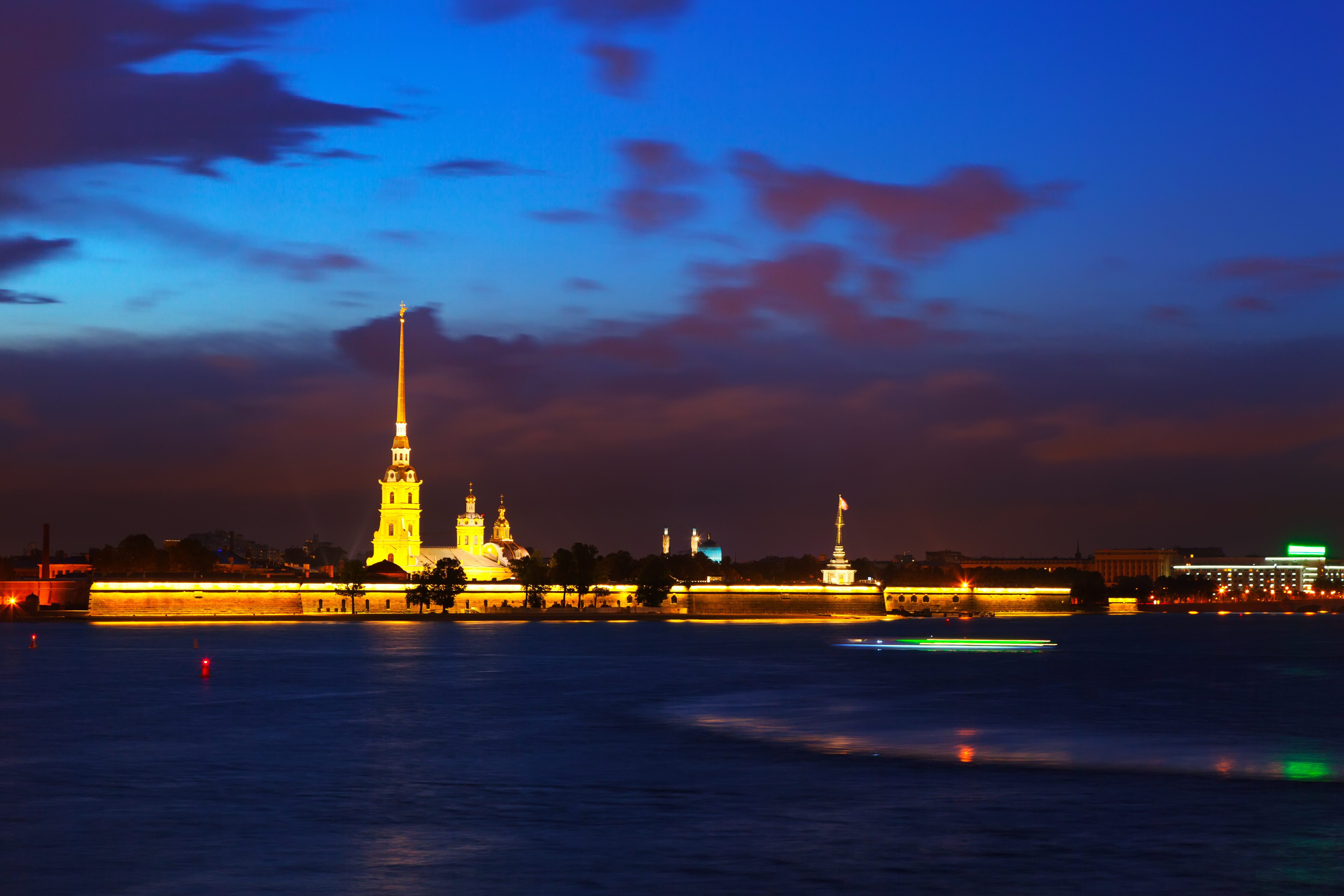 Классический маршрут по Неве